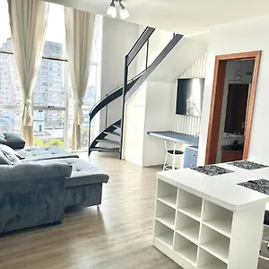 Casa de Férias Saint Sebastian Flat 506 - Com Hidro! Ate 4 Pessoas, Duplex, No Centro, Jaraguá do Sul